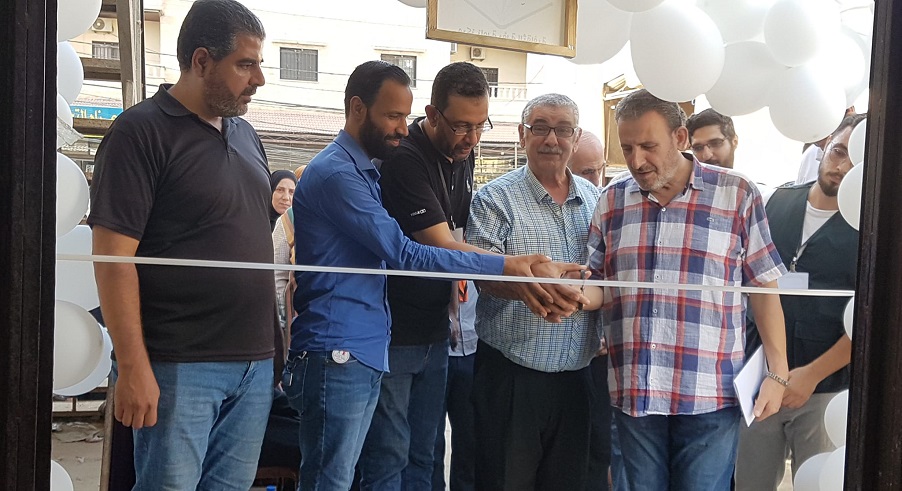 افتتاح معرض المخيم للكتاب الاول