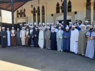 العشرات من العلماء والمشايخ وائمة المساجد في لبنان والمخيمات الفلسطينية يابون لوقفة علمائية