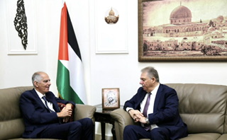 السفير دبور يستقبل سفير فرنسا في لبنان