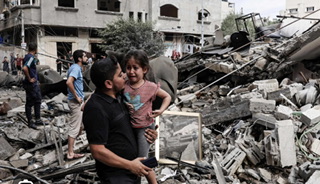 الاحتلال يكثف غاراته على غزة…ارتفاع بأعداد الشهداء