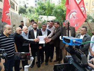 اعتصام للمكتب الاعلامي للديمقراطية استنكارا لاستهداف الاعلاميين