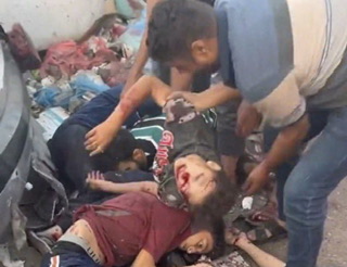 مجزرة أمام مستشفى الشفاء في غزة