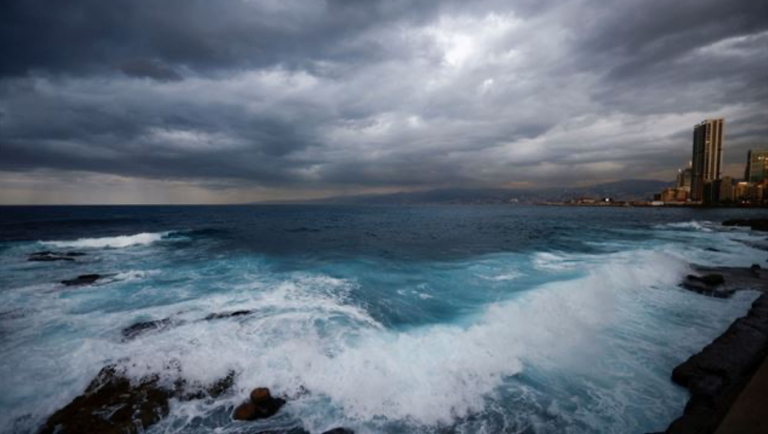 برق ورعد ورياح ... "Weekend" ماطر بإنتظاركم!