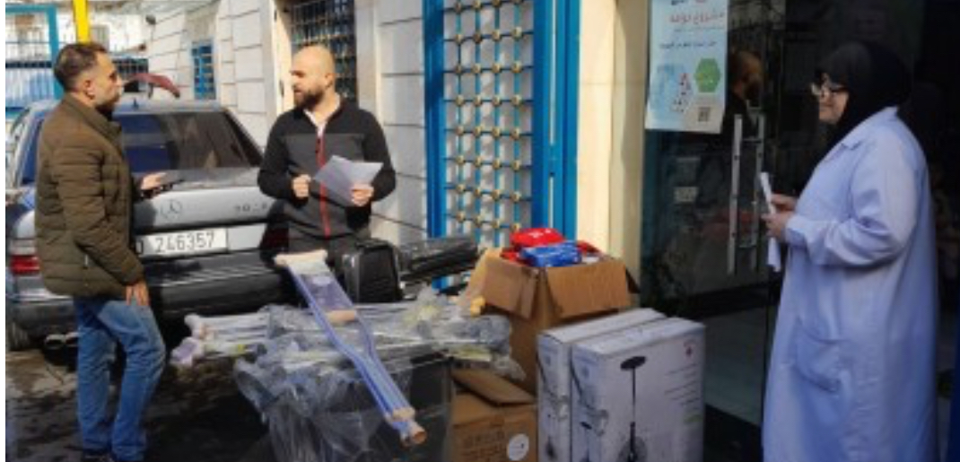 مؤسسة الحريري ‘ تسلم الدفاع المدني و10 مراكز رعاية صحية أولية مستلزمات طبية ولوجستية مقدمة من وزارة الشؤون الإجتماعية