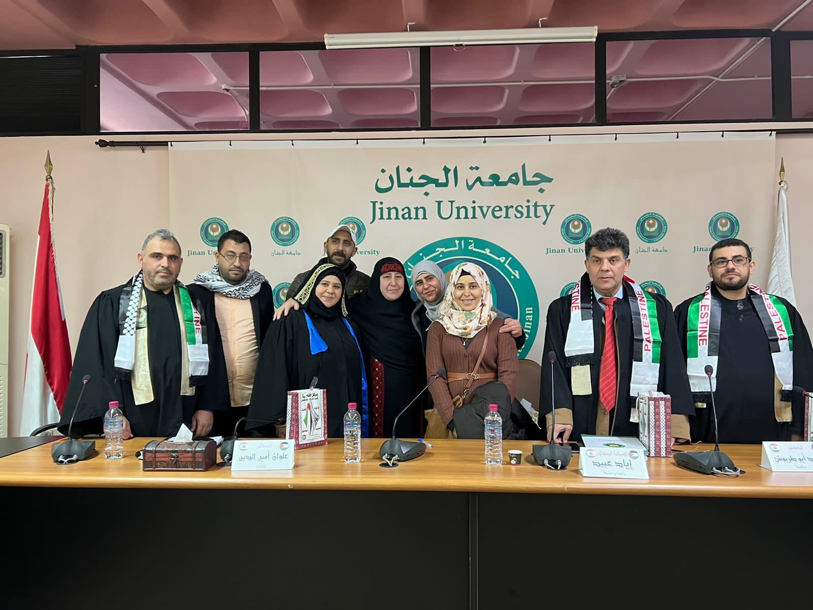 نبارك للإعلامية فاديا منصور حصولها على درجة الماجستير في الصحافة