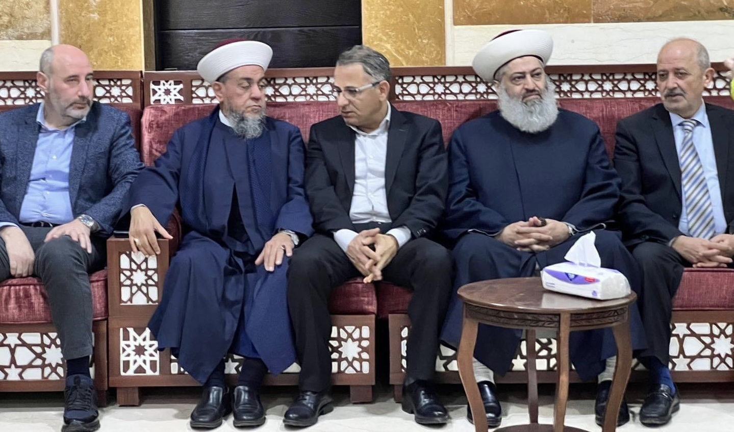 وفد قيادي من تيار المستقبل شمالاً يزور سماحة المفتي الشيخ زيد بكار زكريا ورئيس الدائرة الشيخ مالك جديدة