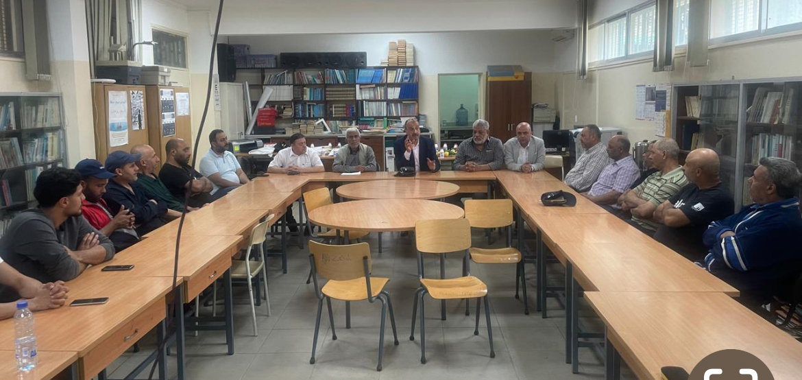 تكريم عمال الصحة البيئية في الاونروا/ البداوي بمناسبة عيد العمال