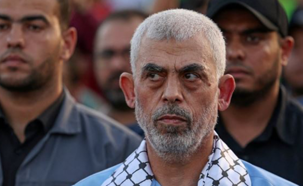 "الرجل الميت"... الكشف عن أهداف السنوار الحقيقية في المفاوضات