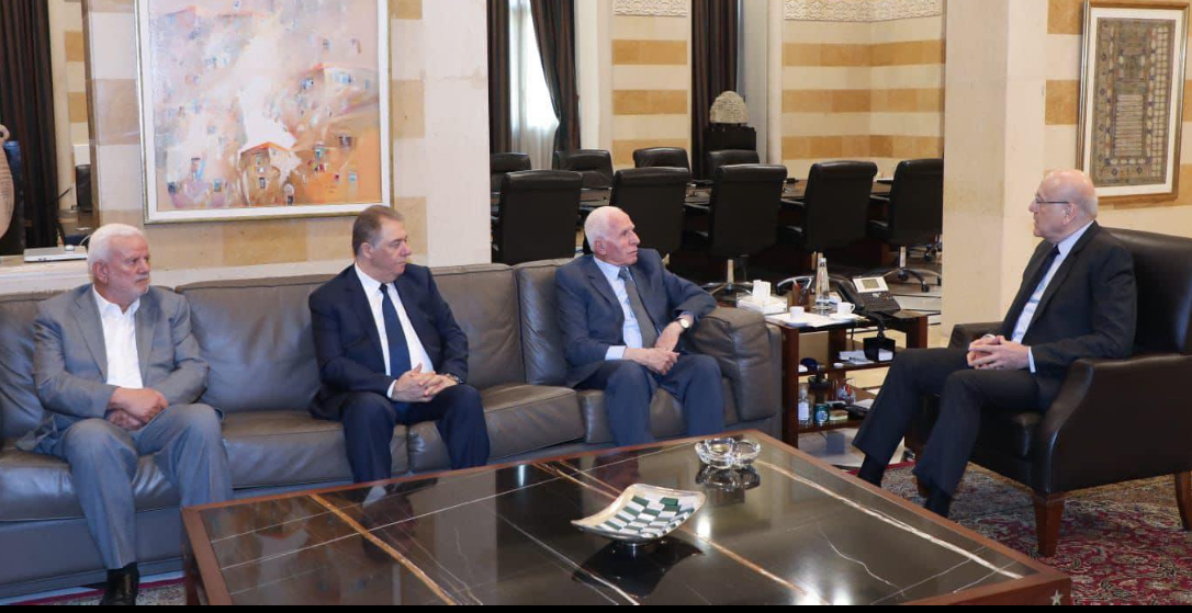 الاحمد يلتقي رئيس الحكومة اللبنانية نجيب ميقاتي
