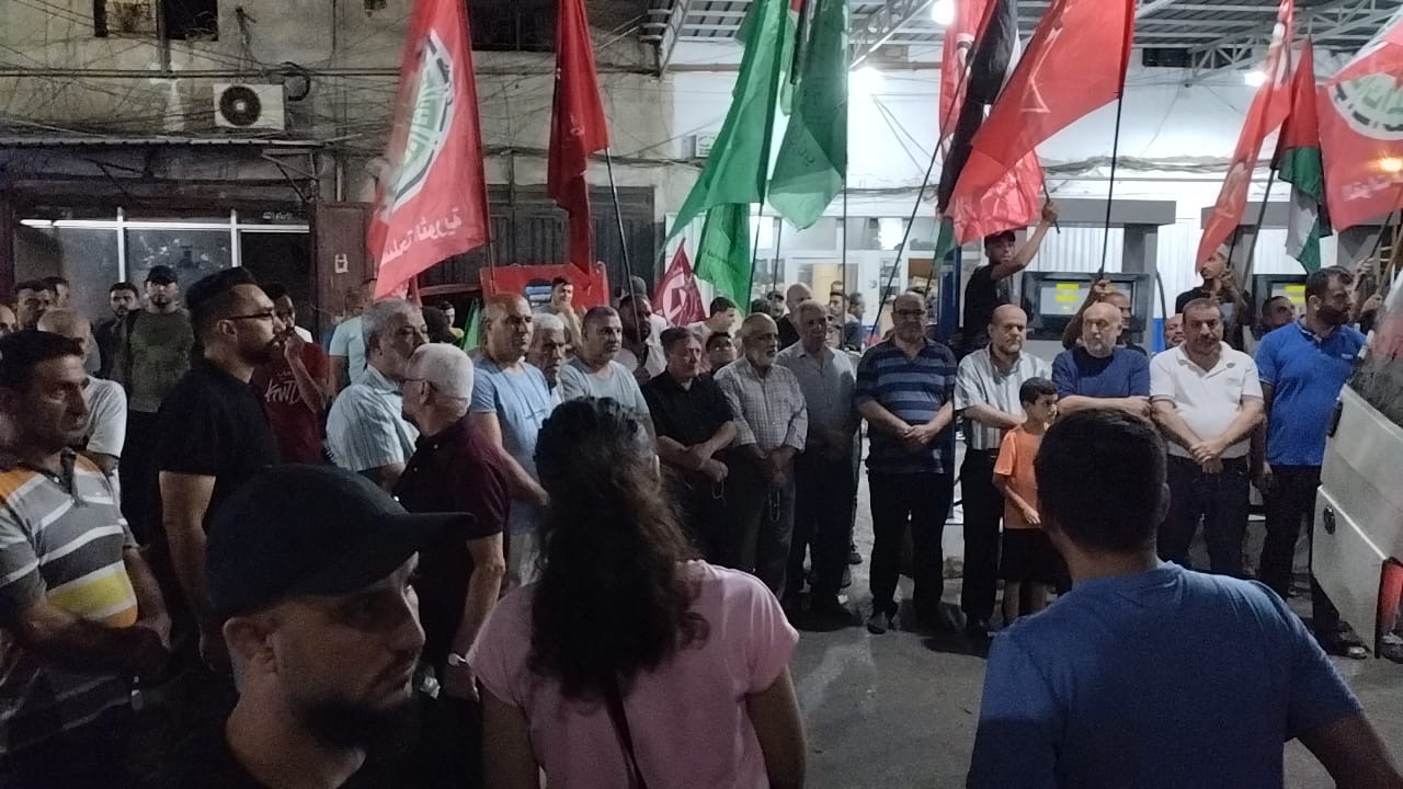 مسيرة استنكار وغضب في مخيم البداوي رفضا لمجازر العدو الصهيوني