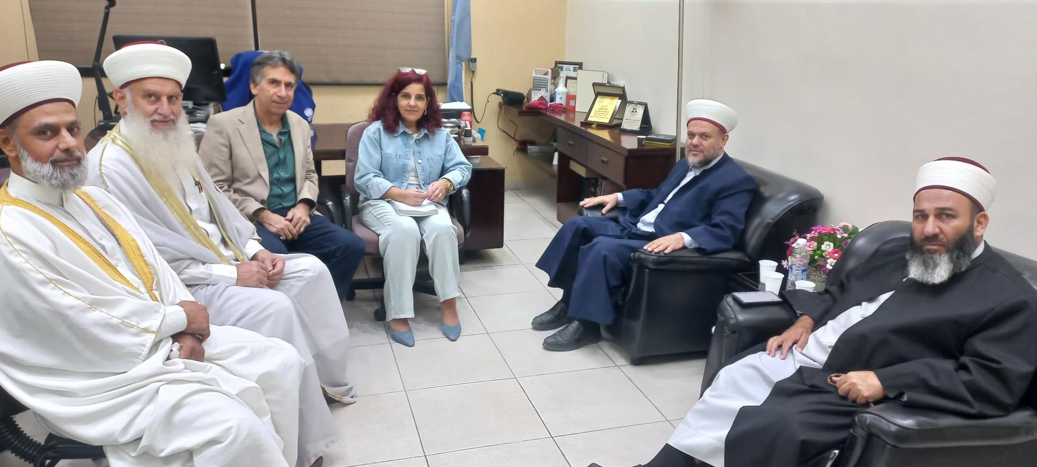 هيئة علماء فلسطين تزور مديرة التعليم بالأنروا في لبنان*