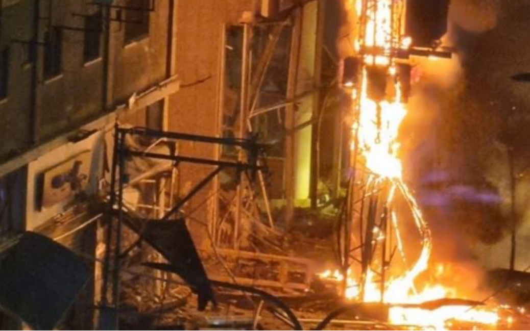 بصاروخ "فاتح 110"... "تل أبيب مقابل بيروت"