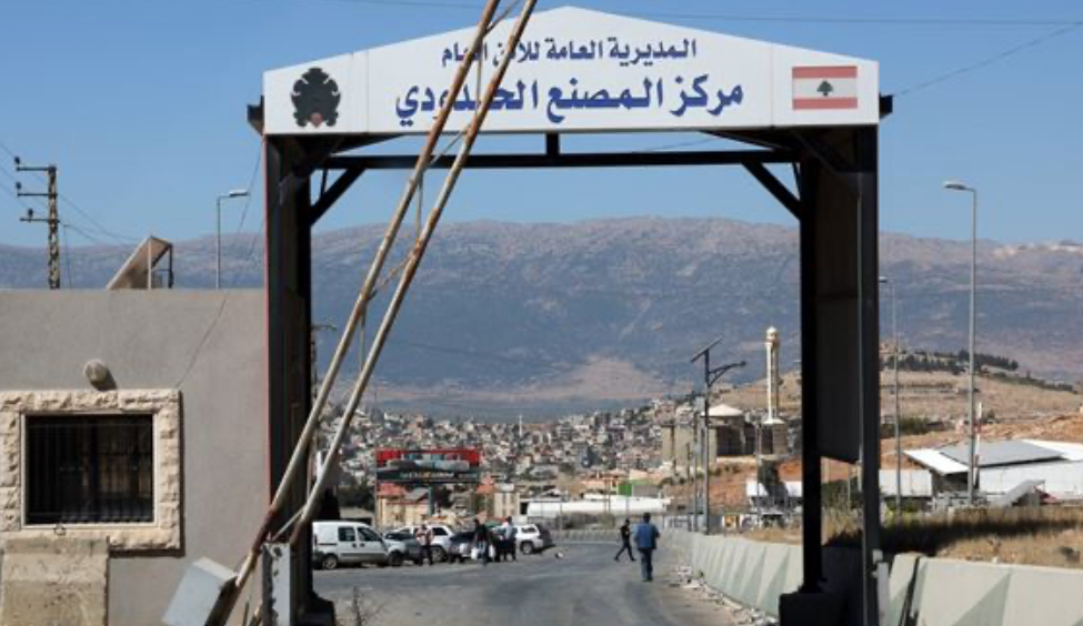لبنان يفتح معبر المصنع لإدخال "عائلات هاربة" من سوريا!