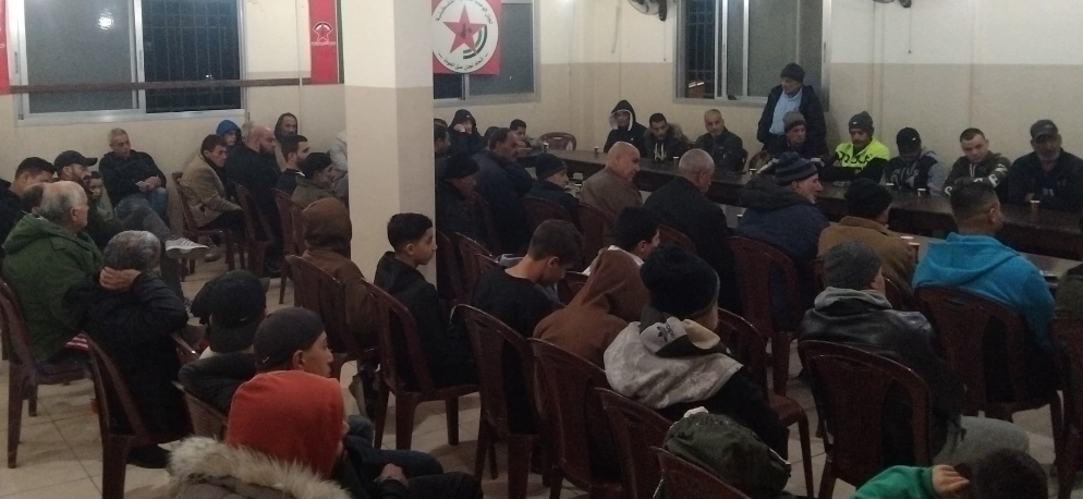 ندوة سياسية لقطاع العمال بالديمقراطية في نهر البارد.