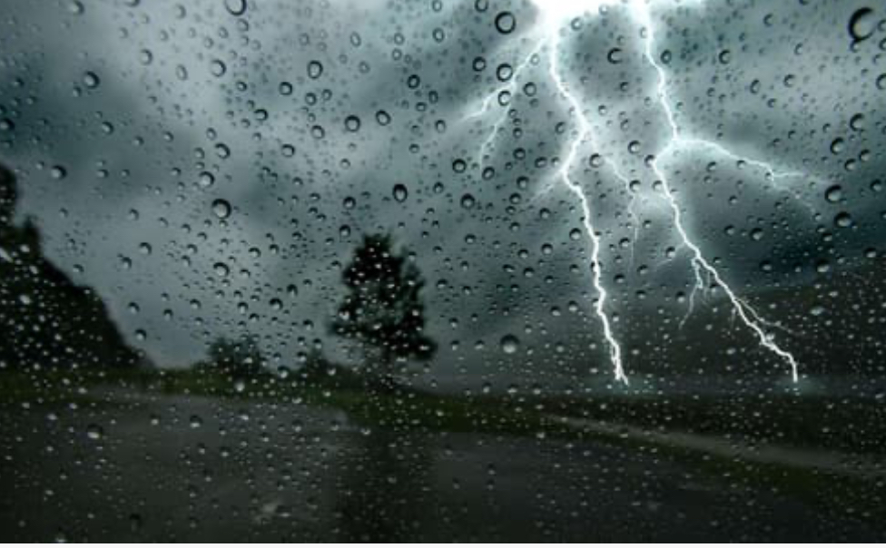 برق ورعد وأمطار وثلوج... ليومين