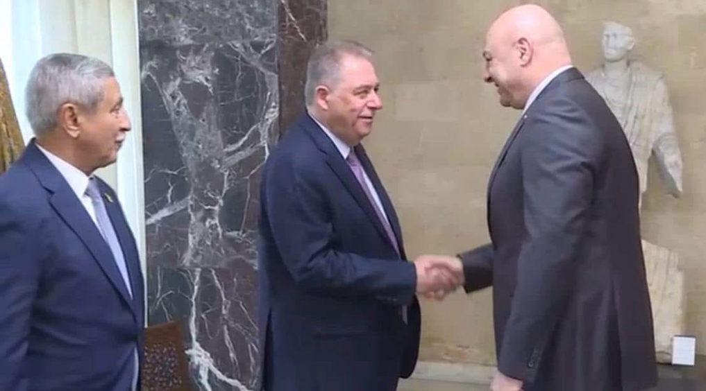 الرئيس اللبناني يلتقي السفراء العرب في لبنان برئاسة عميد السلك الدبلوماسي العربي السفير اشرف دبور