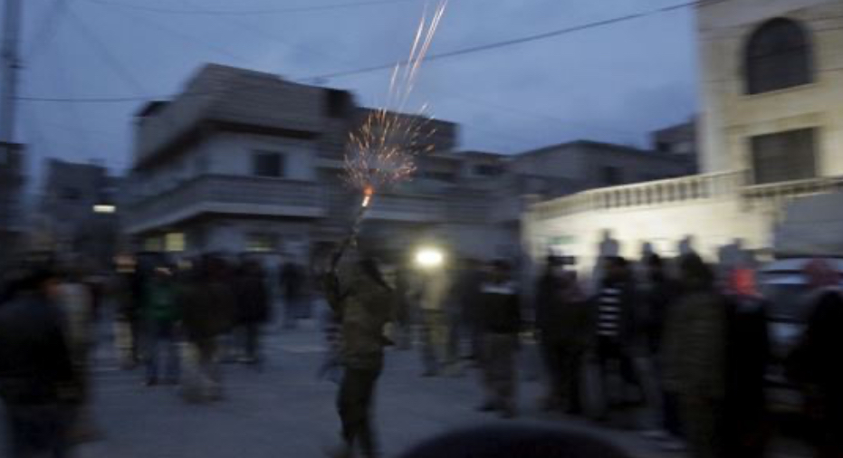 قتلى و جرحى... هجوم مسلح على مصلين في ريف حماة