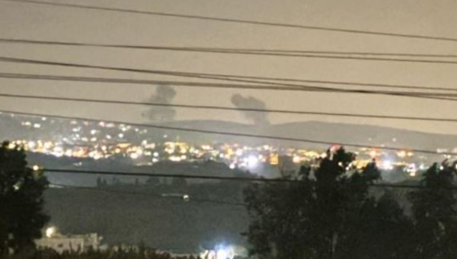 الجيش الإسرائيلي يزعم استهداف مواقع لحزب الله في الجنوب