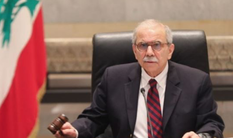 الدولة هي الوحيدة التي تملك قرار الحرب والسلم"... سلام يحذر