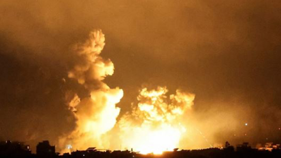 في الهرمل... الجيش الإسرائيلي: هاجمنا 50 هدفًا لحزب الله