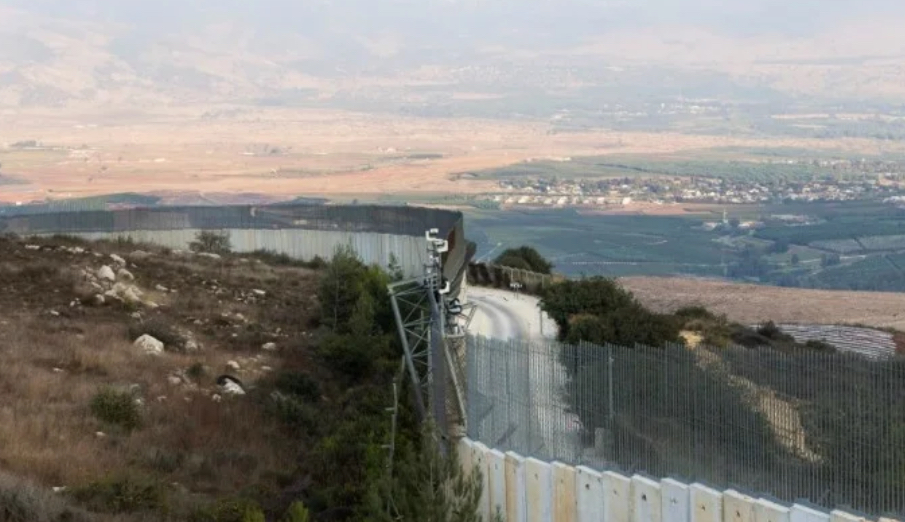 من قام بالعملية.. غبي أم عميل؟