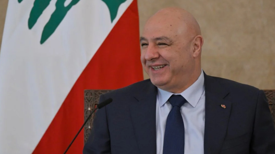 واشنطن تلوّح بالعقوبات على عون