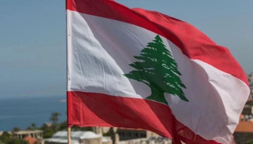 إنها البداية"... غضب شعبي "يُشعل" الشارع اللبناني!