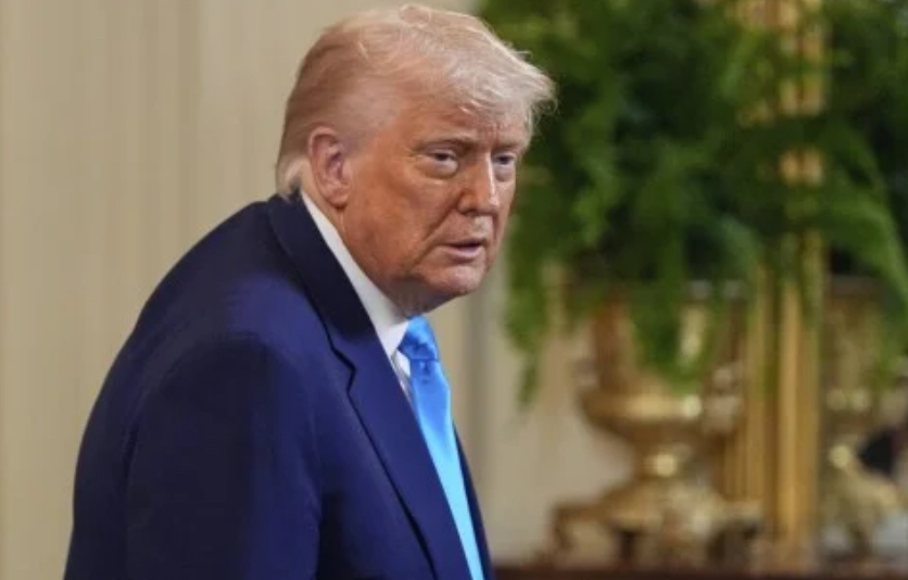 ترامب يهدد شركة "أبل"!