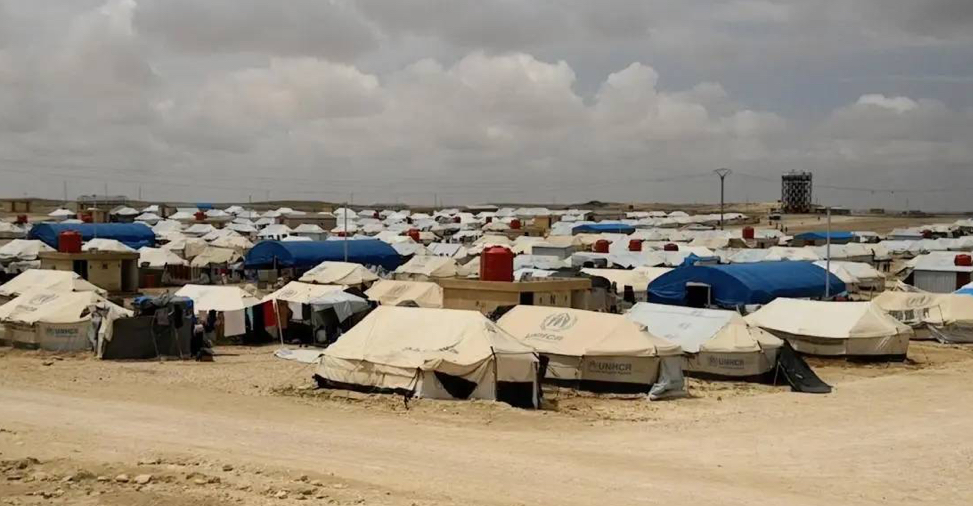 دمشق تسعى لإنهاء مشهد المخيمات