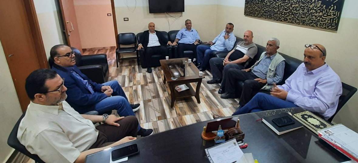 لقاء جمع وفد من الفصائل الفلسطينية واللجان الشعبية مع مدير الأونروا في الشمال