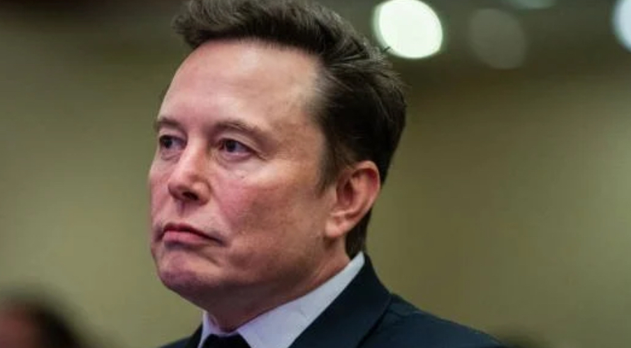 من شريك إلى"عدو": ماسك يهدد مستقبل الجمهوريين