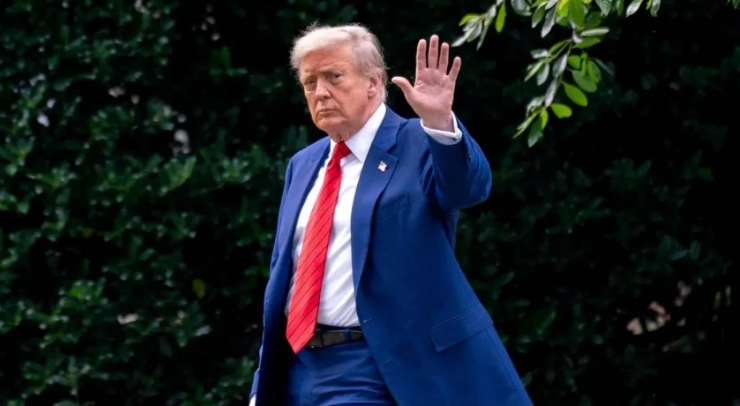 بعد ضرب مواقعها النووية... "خطة" لترامب بوجه إيران