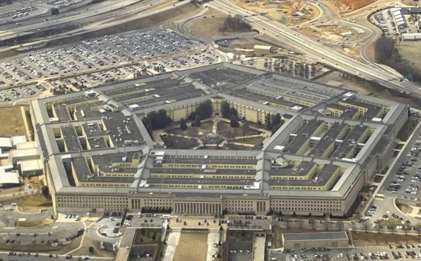 بتوجيه من ترامب... البنتاغون يكشف تفاصيل الإخلاء الاستباقي لقاعدة العديد
