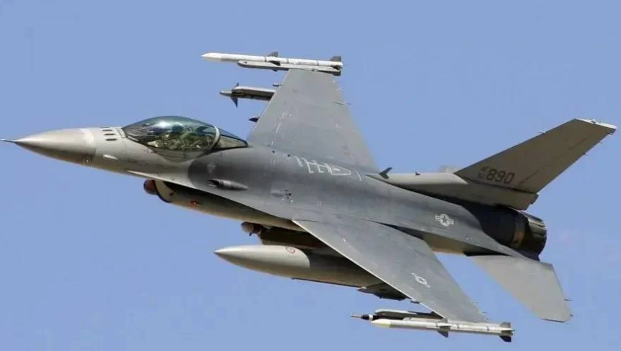 مقاتلة أوكرانية تختفي في سماء روسيا... وكواليس الحادثة تكشف!