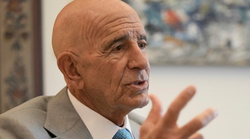 براك يتسبّب بـ"زلزال سياسي" قبل مغادرته