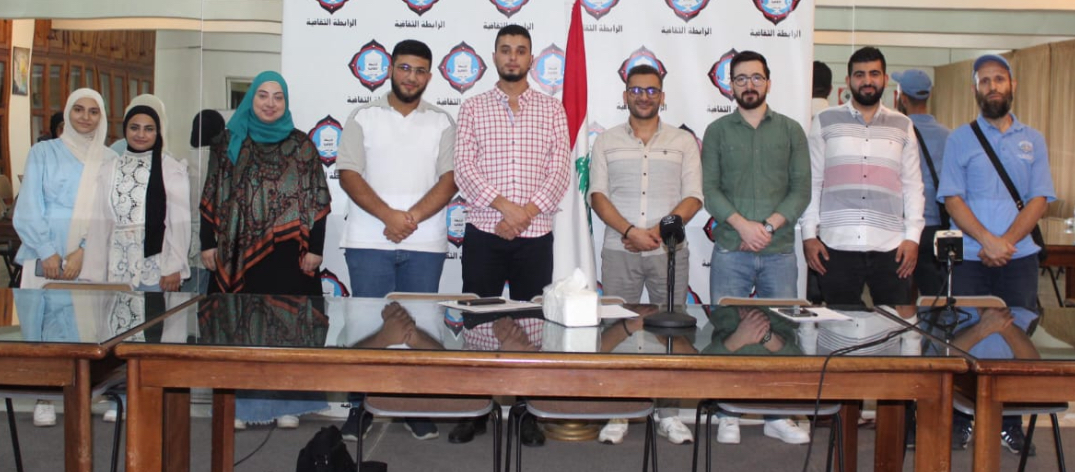 الصالون الأدبي الأول بعنوان "حديث القوافي"،  في قاعة المؤتمرات في الرابطة الثقافية.