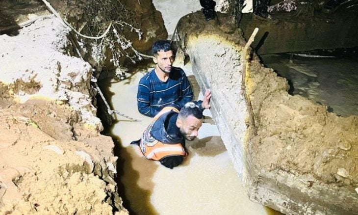 الدفاع المدني في غزة ينتشل جثمان طفل غرق في بئر بعد محاولات لإنقاذه