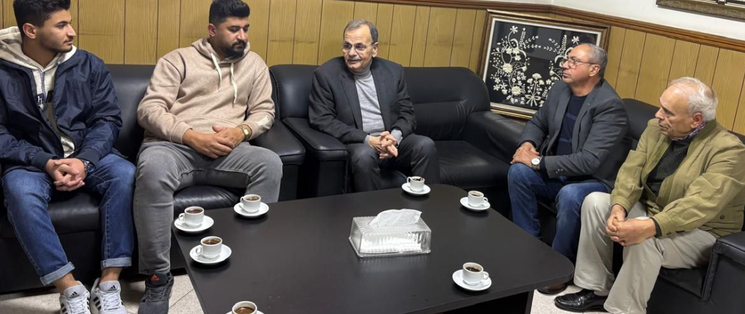 التجمع الديمقراطي للمهنيين الفلسطينين يبحث مع النائب د. عبد الرحمن البزري القيود المفروضة على عمل الممرضين الفلسطينيين في لبنان*