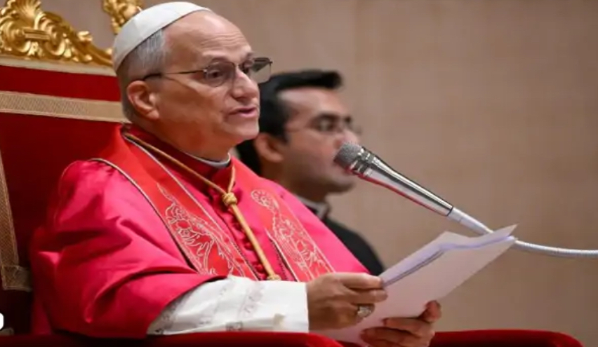 البابا: للفلسطينيين الحق في العيش بسلام