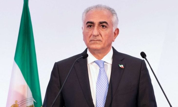 نجل شاه إيران الراحل يوجّه دعوة “عاجلة” لترامب للتدخل في إيران
