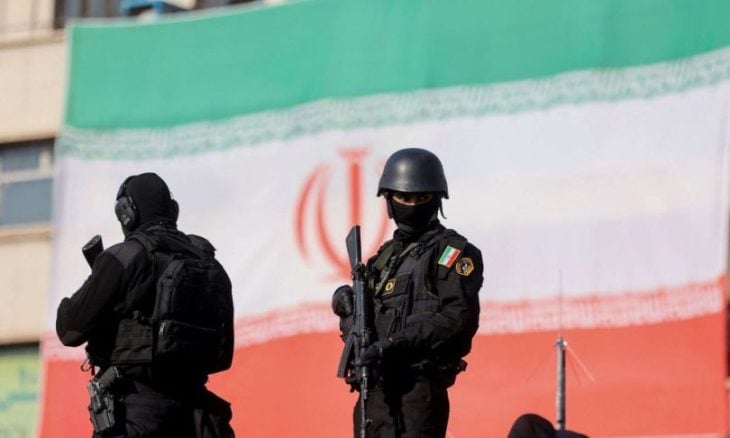 هيئة البث: تقديرات في إسرائيل بأن ترامب سيهاجم إيران لدفعها للتفاوض