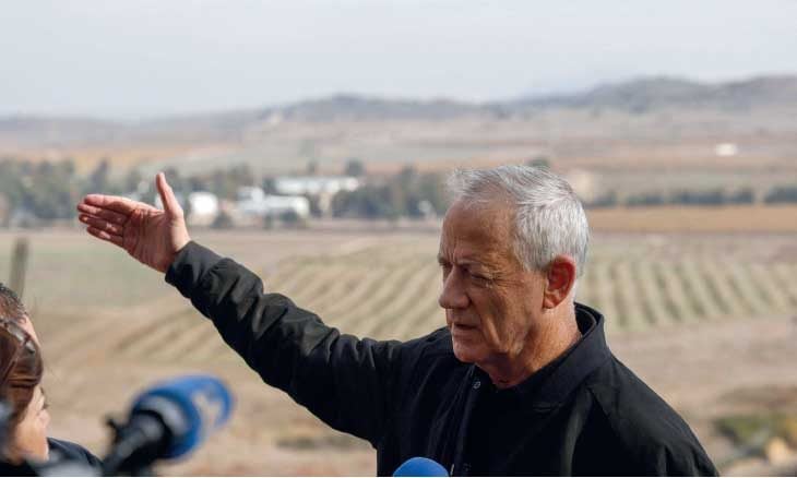 عباس: نعمل على دستور مؤقت وقانون أحزاب وانتخابات