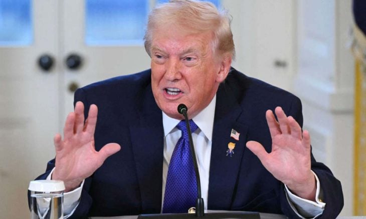 مسؤول أمريكي يؤكد أن واشنطن أتمّت أول عملية بيع نفط فنزويلي