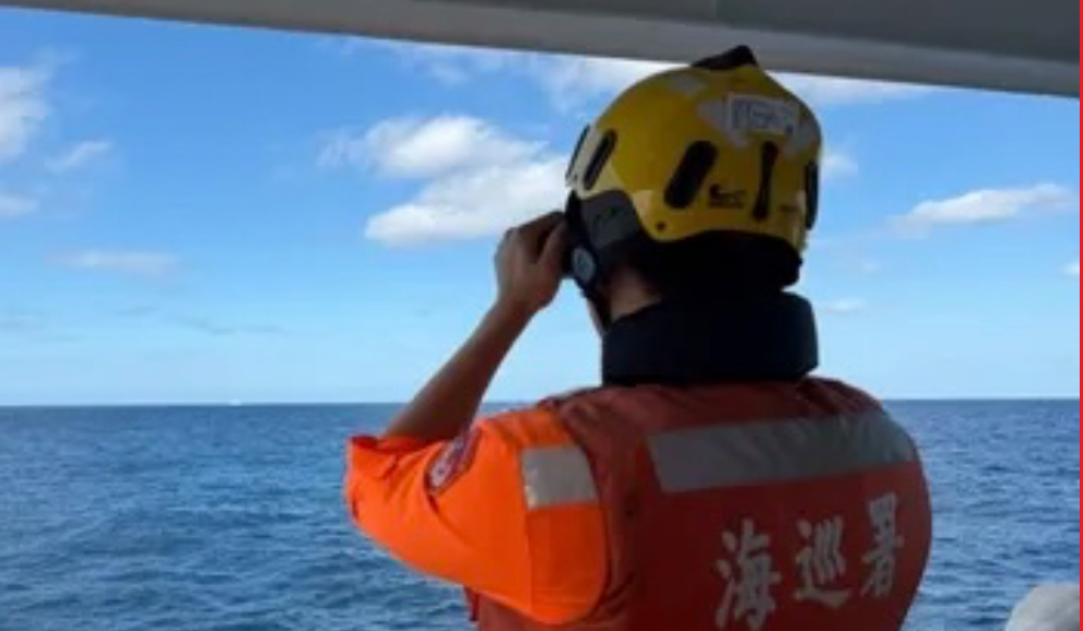 توتر بحري.. تايوان تتصدى لمسيرة صينية