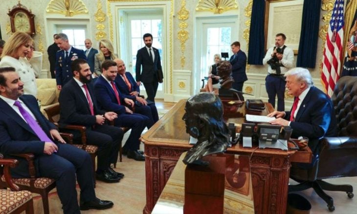 الرئاسة السورية: الشرع وترامب يؤكدان في اتصال ضرورة “ضمان حقوق” الأكراد- (بيان)