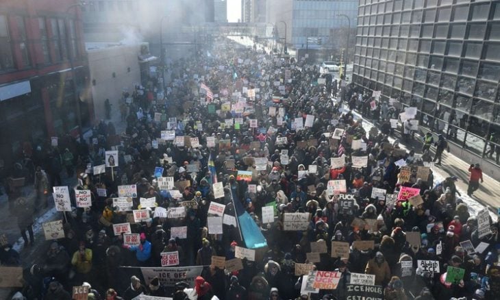 واقعة مينيابوليس تضع حملة ترامب على الهجرة في قلب معركة عام الانتخابات