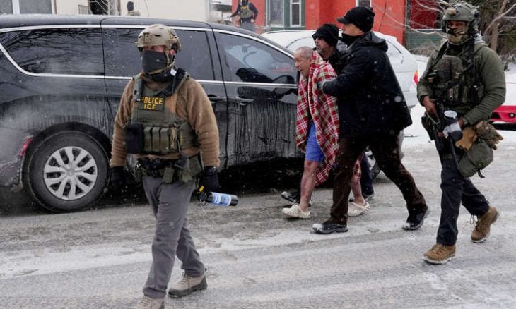 إعلام أمريكي: توقيف عشرات المتظاهرين ضد سياسات الهجرة في نيويورك