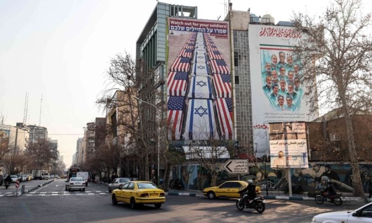 مصادر: ترامب يدرس قصف إيران لدعم احتجاجات جديدة