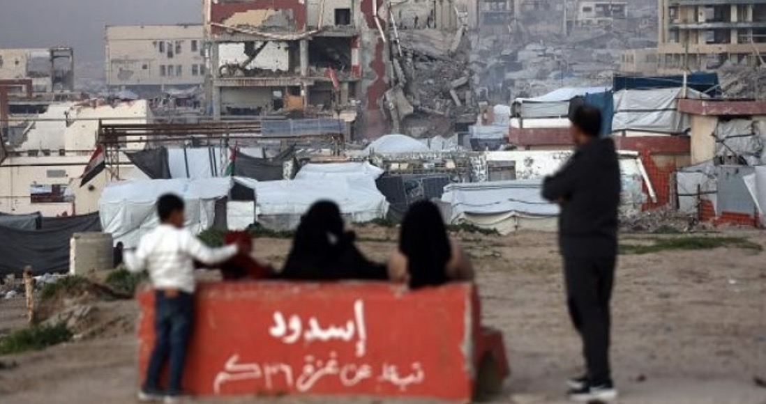 الجيش "الإسرائيلي" يوصي بوقف إدخال المساعدات إلى قطاع غزة بشكل كامل