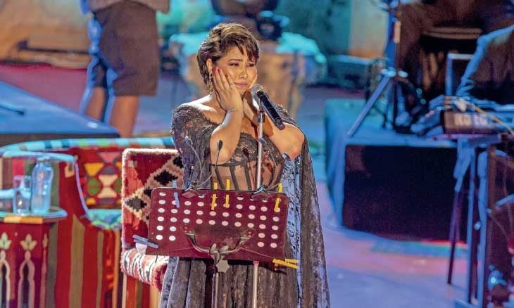 شيرين عبد الوهاب توجه رسالة لمحبيها بعد غياب